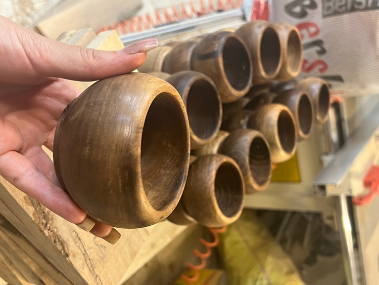 پیاله خمره ای بلند