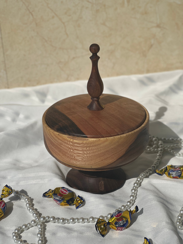 شکلات خوری چوبی طرح نگین
